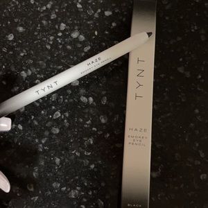 TYNT Smokey eye pencil
